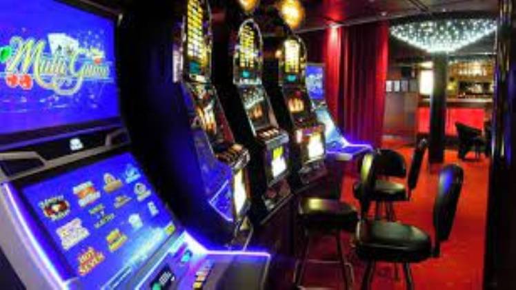 Top 10 Slot Machine Myths Debunke